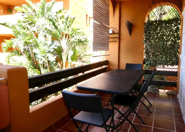 Royal Green Apartment