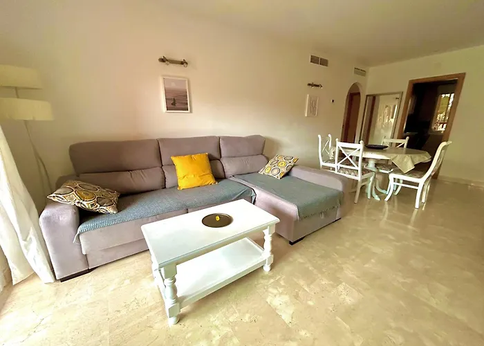 Royal Green Apartment
